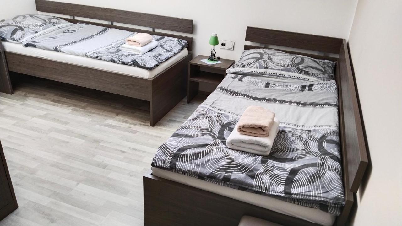 Penzion U Brazdu Ivancice Ngoại thất bức ảnh